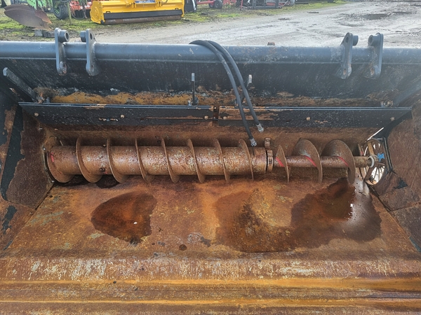 Chris Atkin & Son Ltd - MX Feeding Bucket